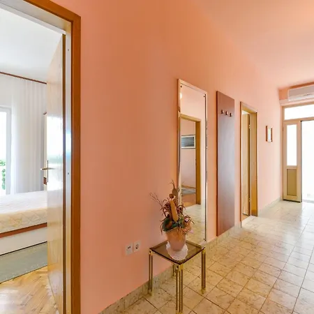Apartments In House Liveric In Vir At The Beach Exterior photo