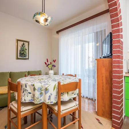 Apartments In House Liveric In Vir At The Beach Exterior photo