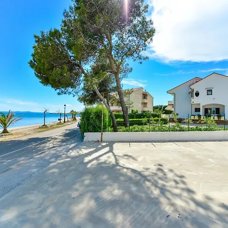 Apartments In House Liveric In Vir At The Beach Exterior photo